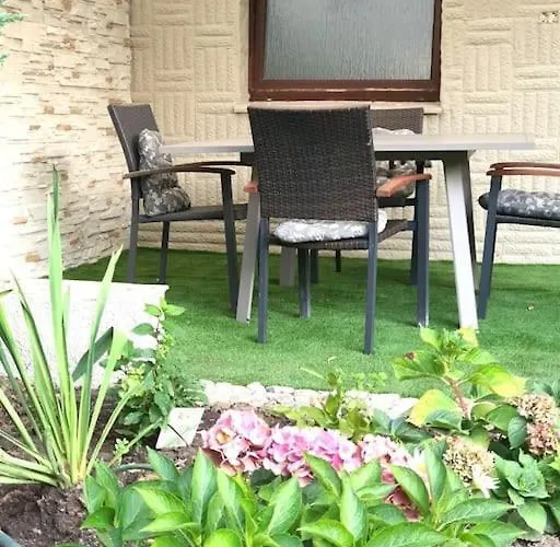 Apartament Apartament. *