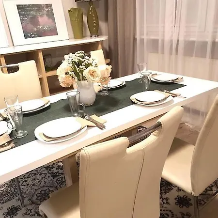 Apartament. بوزنان